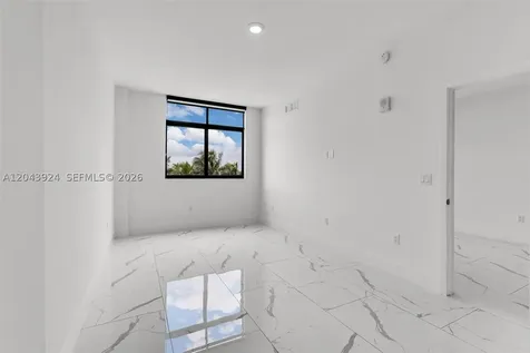 1 Curtiss Parkway Miami Springs FL 33166