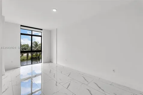 1 Curtiss Parkway Miami Springs FL 33166