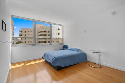 11 Island Avenue Miami Beach FL 33139
