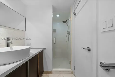 11 Island Avenue Miami Beach FL 33139