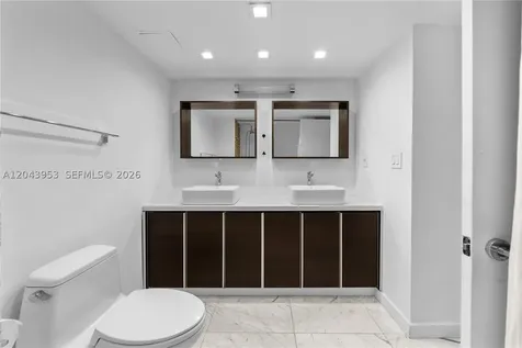 11 Island Avenue Miami Beach FL 33139