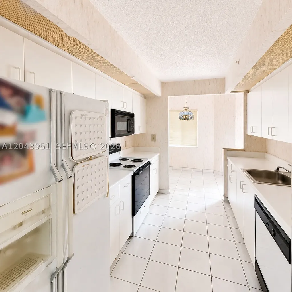 901 SW 141st Avenue Pembroke Pines FL 33027