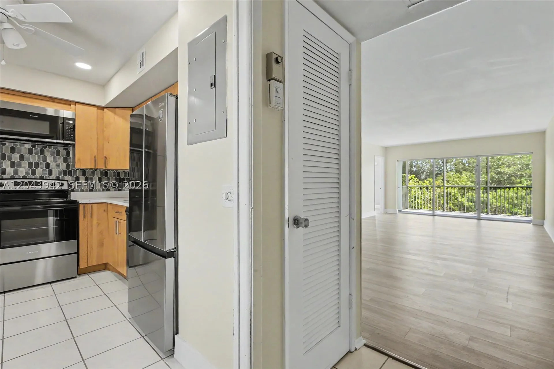 3250 N Palm Aire Drive Pompano Beach FL 33069