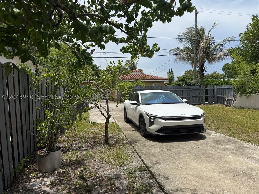 1947 Garfield Street Hollywood FL 33020