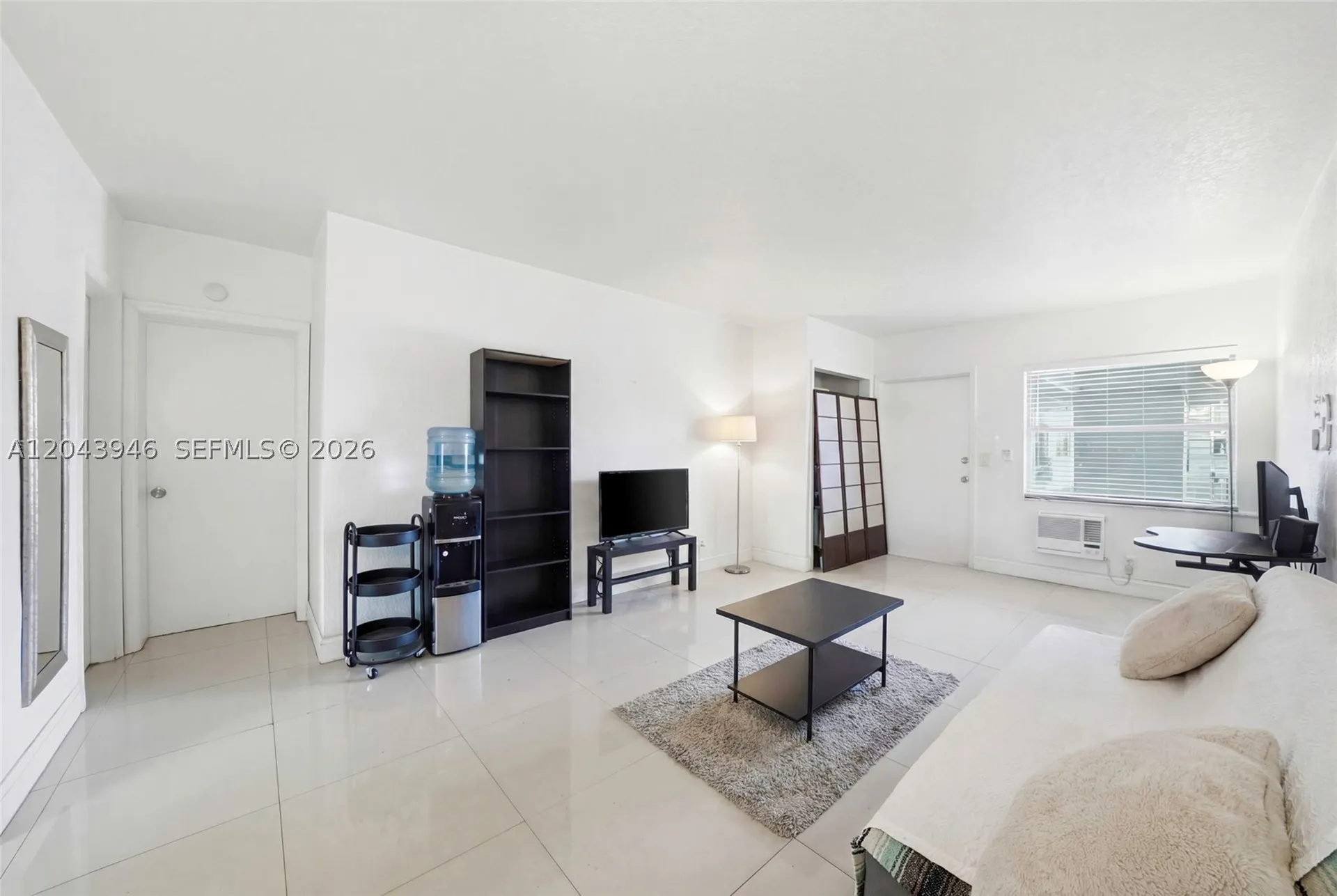 1100 NE 9th Avenue Fort Lauderdale FL 33304