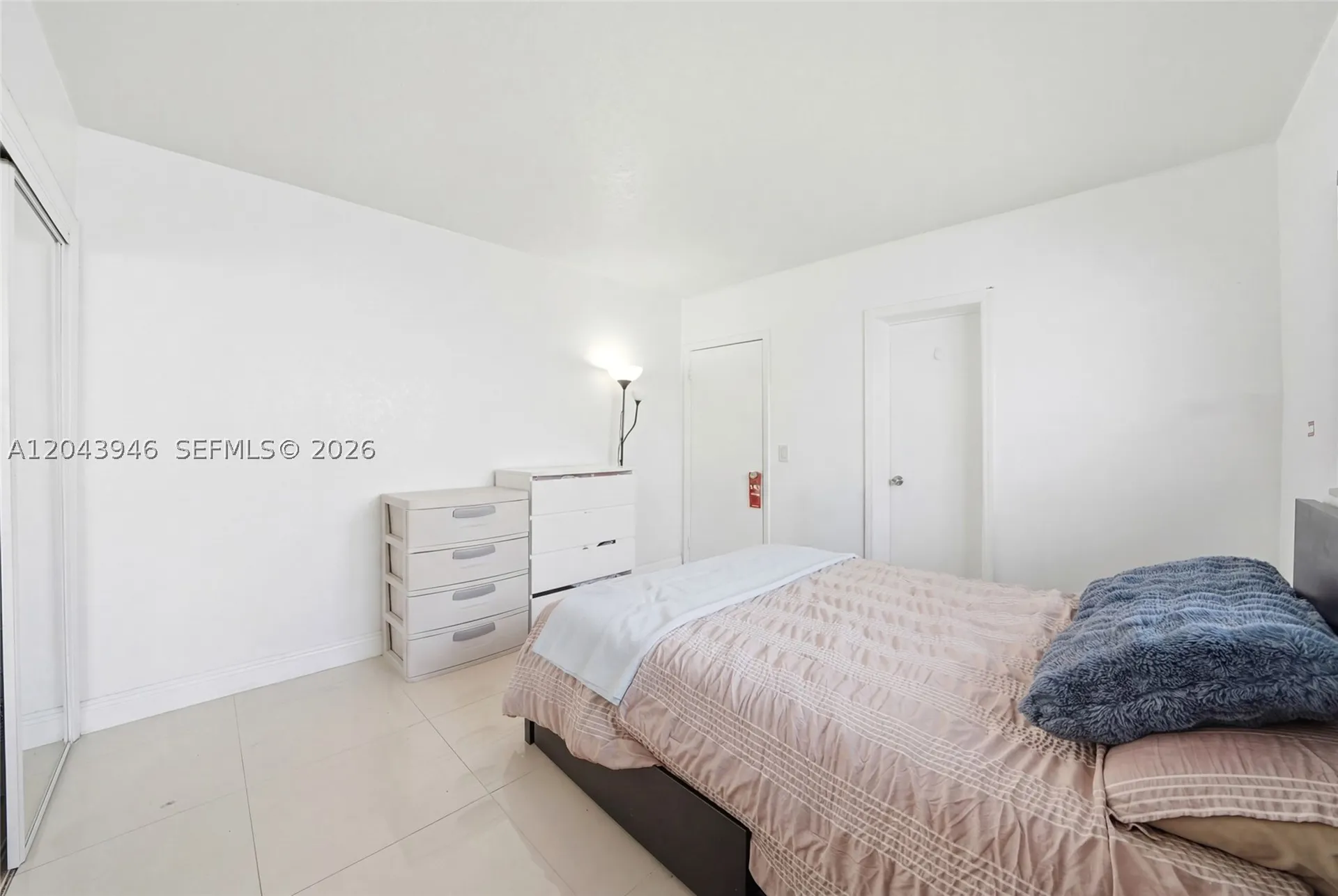 1100 NE 9th Avenue Fort Lauderdale FL 33304