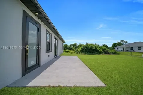 2609 21st Street SW Lehigh Acres FL 33976
