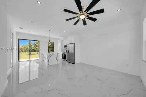 2609 21st Street SW Lehigh Acres FL 33976