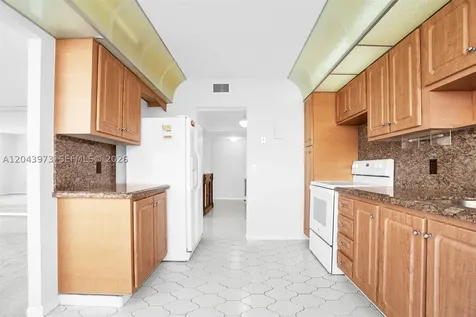 2851 NE 183rd Street Aventura FL 33160