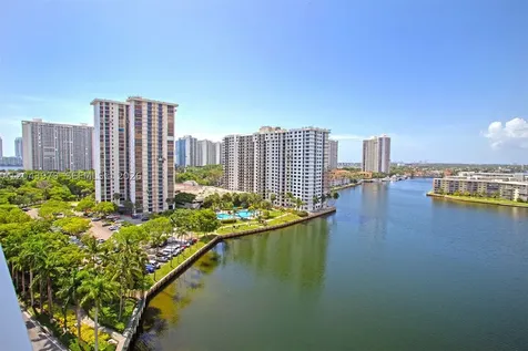 2851 NE 183rd Street Aventura FL 33160