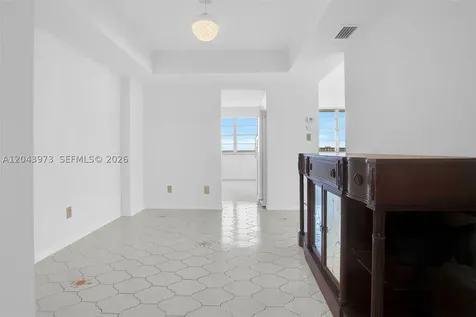 2851 NE 183rd Street Aventura FL 33160