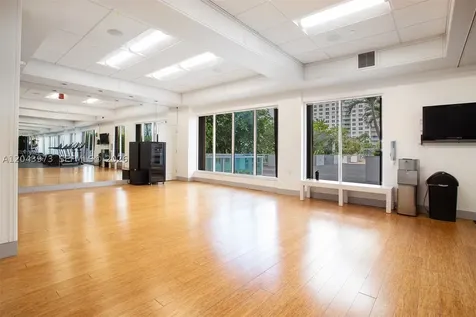 2851 NE 183rd Street Aventura FL 33160