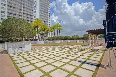2851 NE 183rd Street Aventura FL 33160