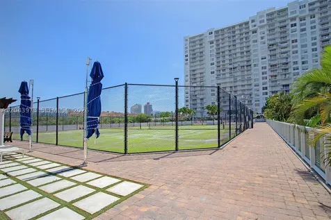 2851 NE 183rd Street Aventura FL 33160