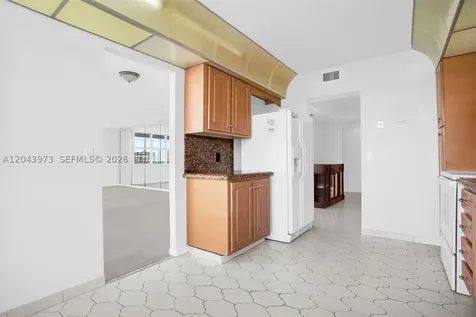 2851 NE 183rd Street Aventura FL 33160