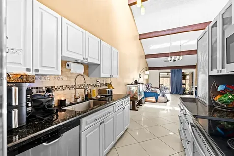 1709 NW 72nd Avenue Plantation FL 33313
