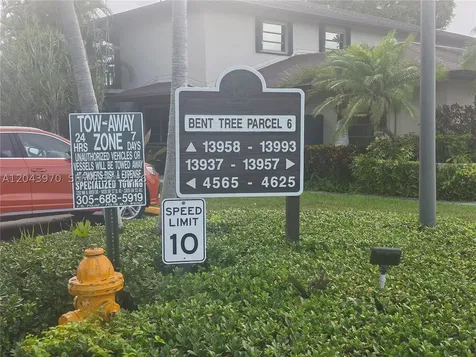 4586 SW 139th Court Miami FL 33175
