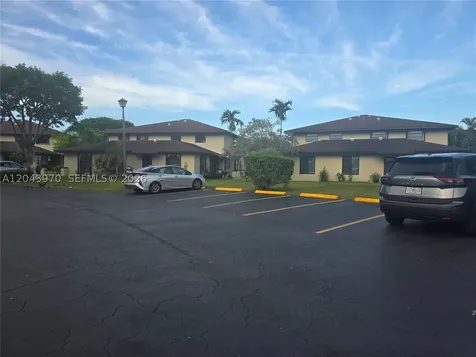 4586 SW 139th Court Miami FL 33175