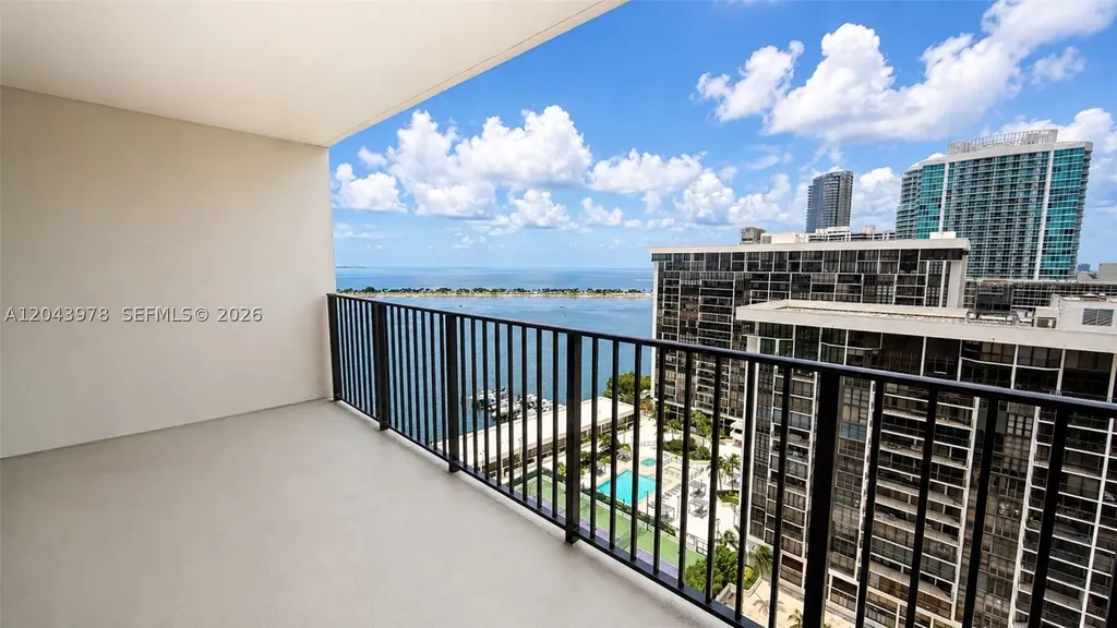 1901 Brickell Avenue Miami FL 33129
