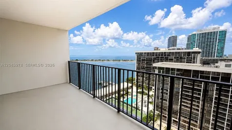 1901 Brickell Avenue Miami FL 33129