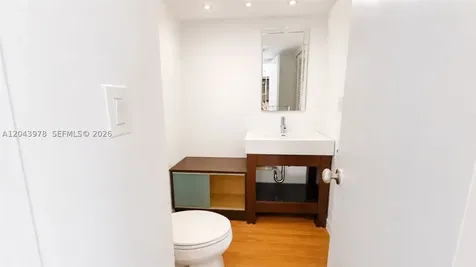 1901 Brickell Avenue Miami FL 33129