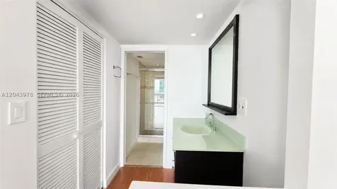 1901 Brickell Avenue Miami FL 33129