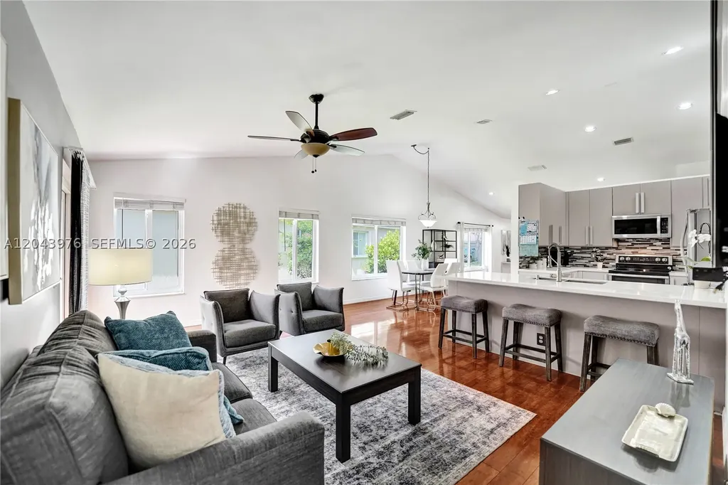 4444 Dogwood Circle Weston FL 33331