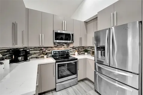 4444 Dogwood Circle Weston FL 33331