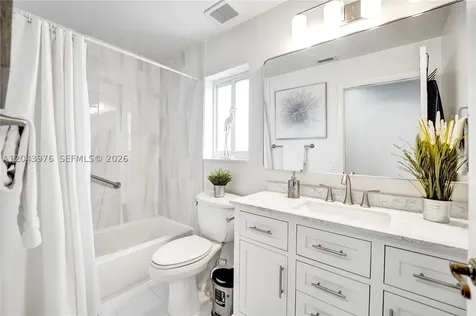 4444 Dogwood Circle Weston FL 33331