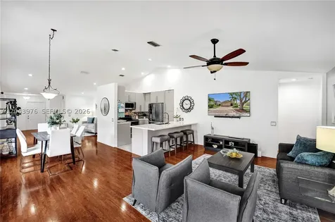 4444 Dogwood Circle Weston FL 33331