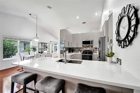 4444 Dogwood Circle Weston FL 33331