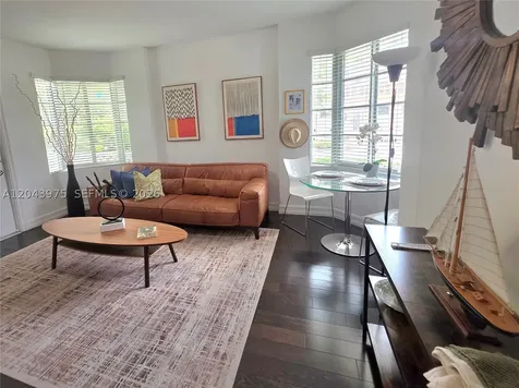 601 11th Street Miami Beach FL 33139
