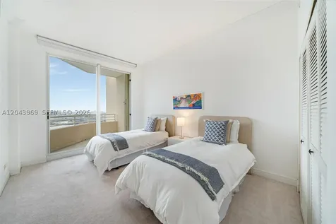 888 Brickell Key Drive Miami FL 33131