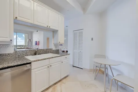 888 Brickell Key Drive Miami FL 33131