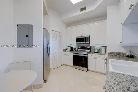 888 Brickell Key Drive Miami FL 33131