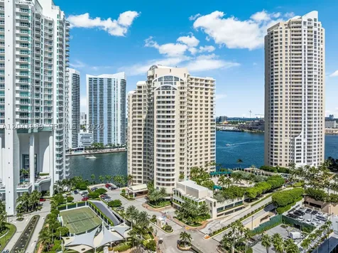 888 Brickell Key Drive Miami FL 33131
