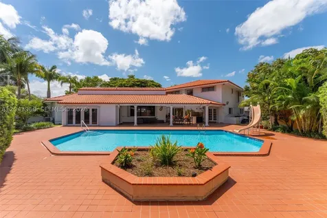 8390 SW 2nd Street Miami FL 33144