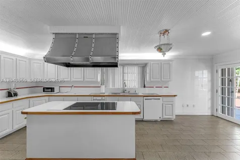 8390 SW 2nd Street Miami FL 33144