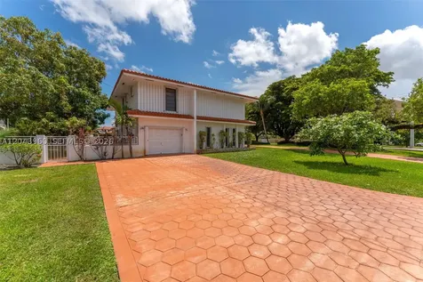 8390 SW 2nd Street Miami FL 33144