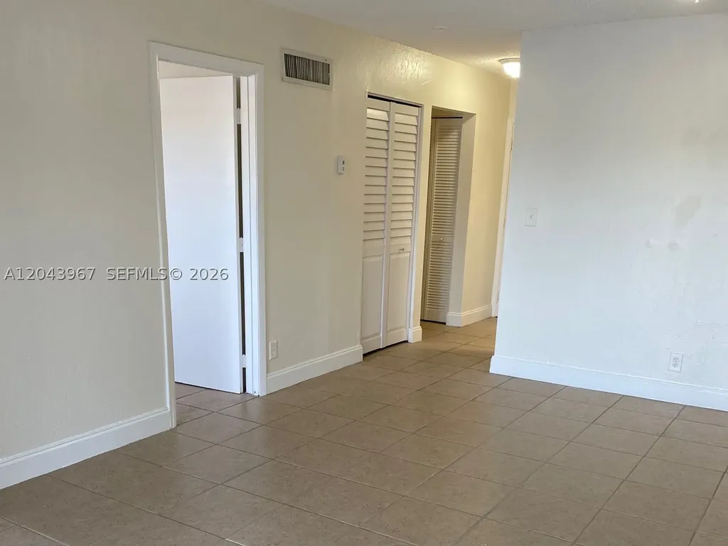 2775 Taft Street Hollywood FL 33020