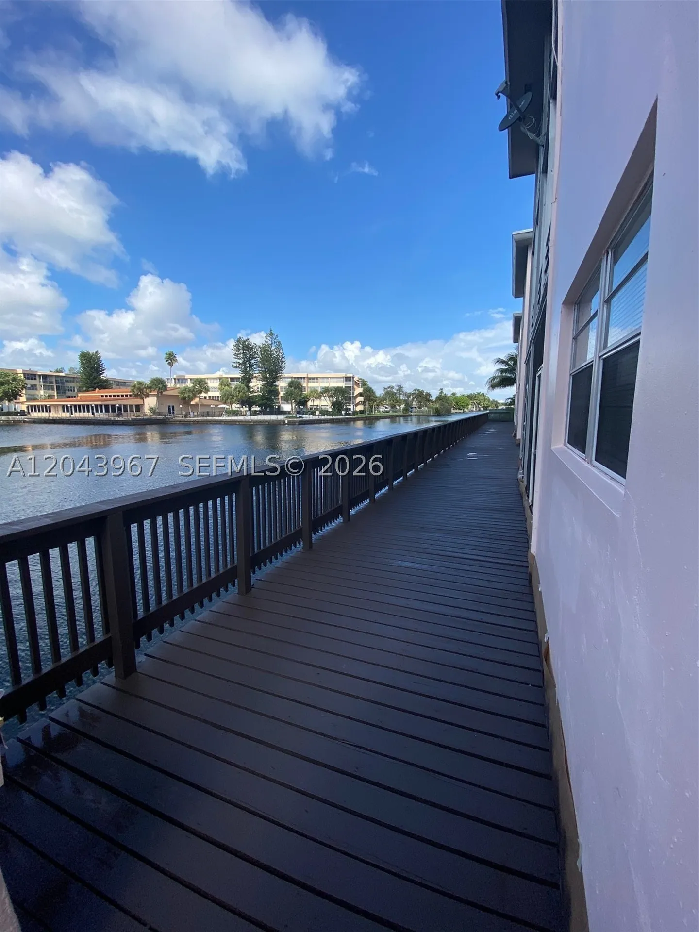 2775 Taft Street Hollywood FL 33020