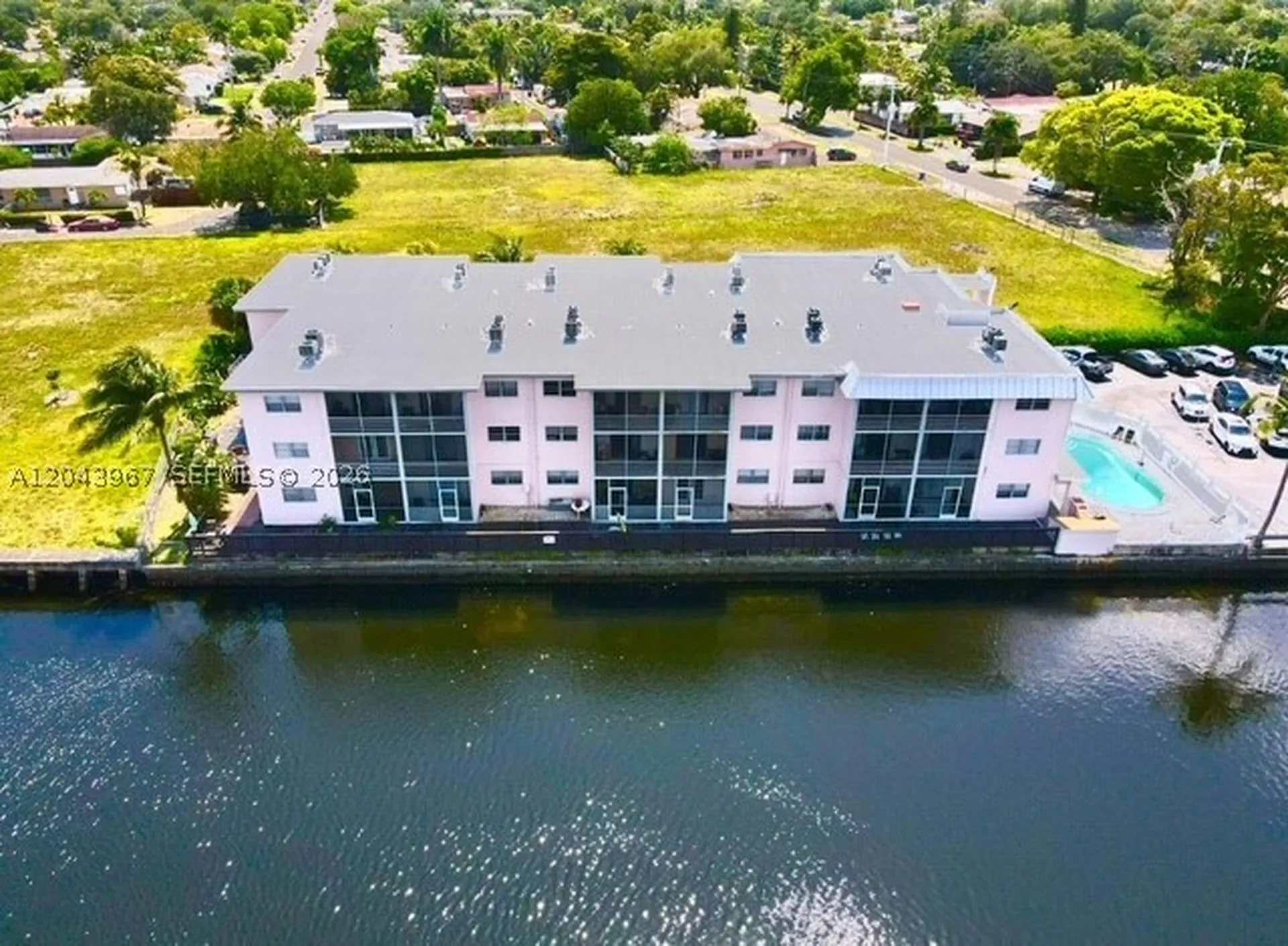 2775 Taft Street Hollywood FL 33020