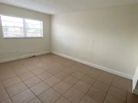 2775 Taft Street Hollywood FL 33020