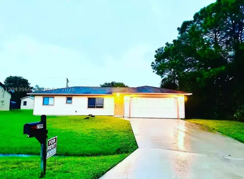 709 NW Cuxhaven Street Palm Bay FL 32907
