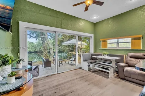 1800 NW 3rd Court Fort Lauderdale FL 33311