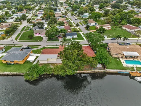 1800 NW 3rd Court Fort Lauderdale FL 33311