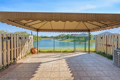 16240 SW 75th Street Miami FL 33193