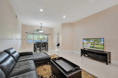 14003 N Cypress Cove Circle Davie FL 33325