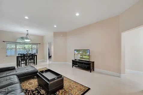 14003 N Cypress Cove Circle Davie FL 33325