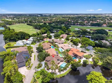 962 SW 93rd Terrace Plantation FL 33324